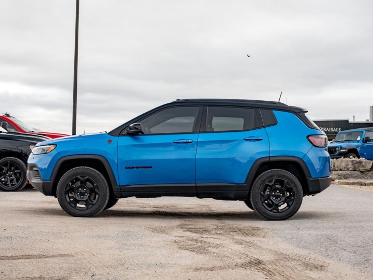2023 Jeep Compass Trailhawk Elite Photo