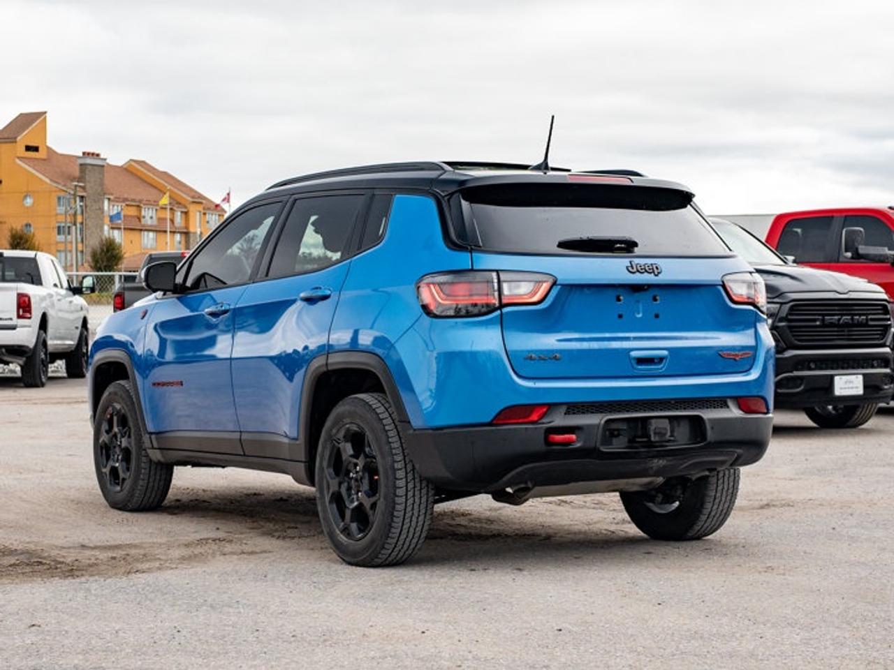 2023 Jeep Compass Trailhawk Elite Photo