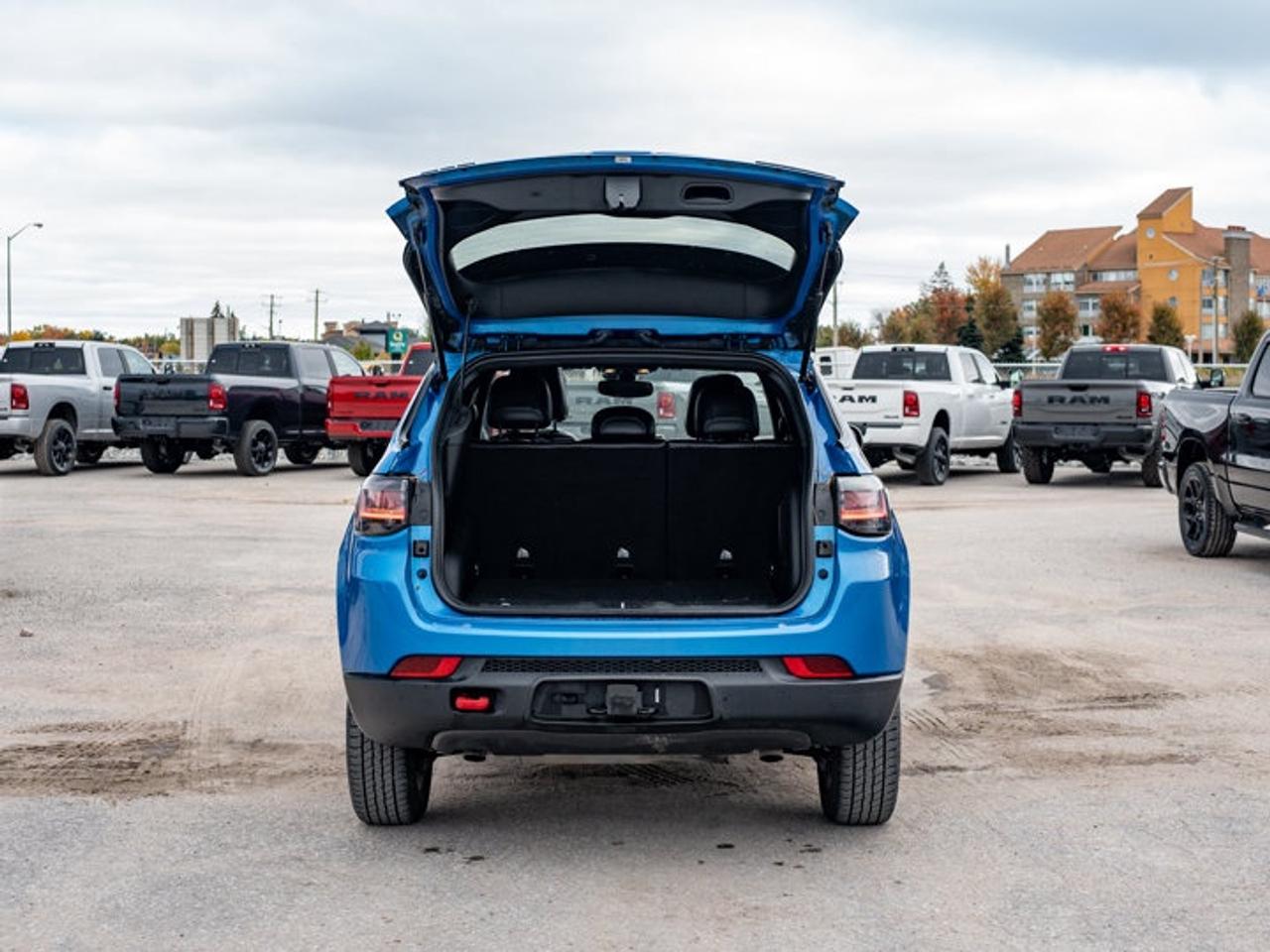 2023 Jeep Compass Trailhawk Elite Photo