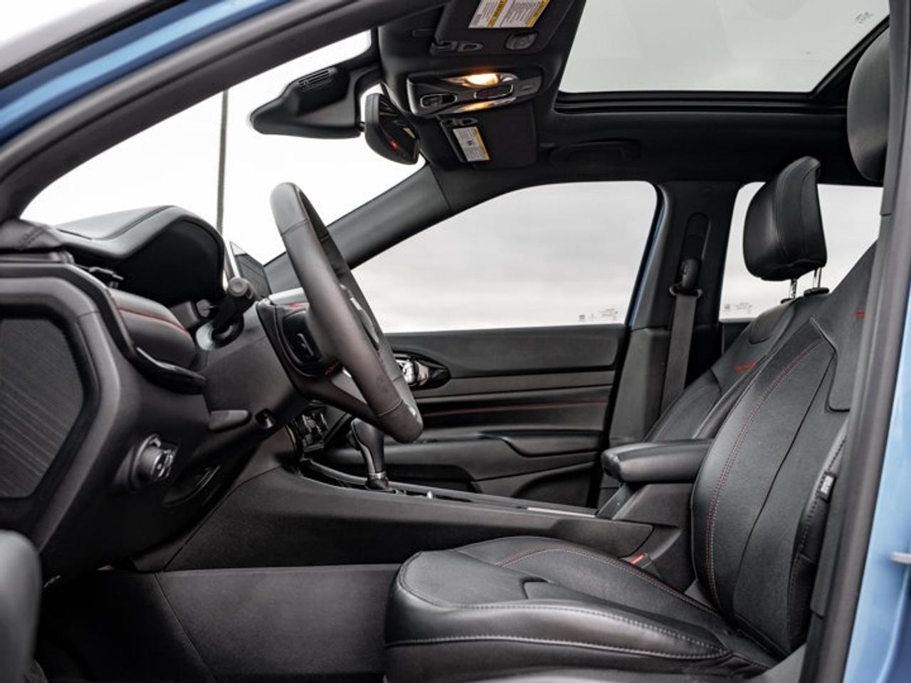 2023 Jeep Compass Trailhawk Elite Photo