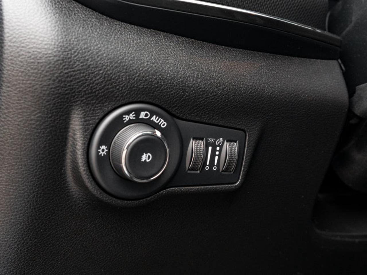 2023 Jeep Compass Trailhawk Elite Photo