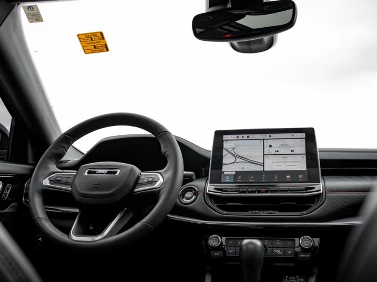 2023 Jeep Compass Trailhawk Elite Photo