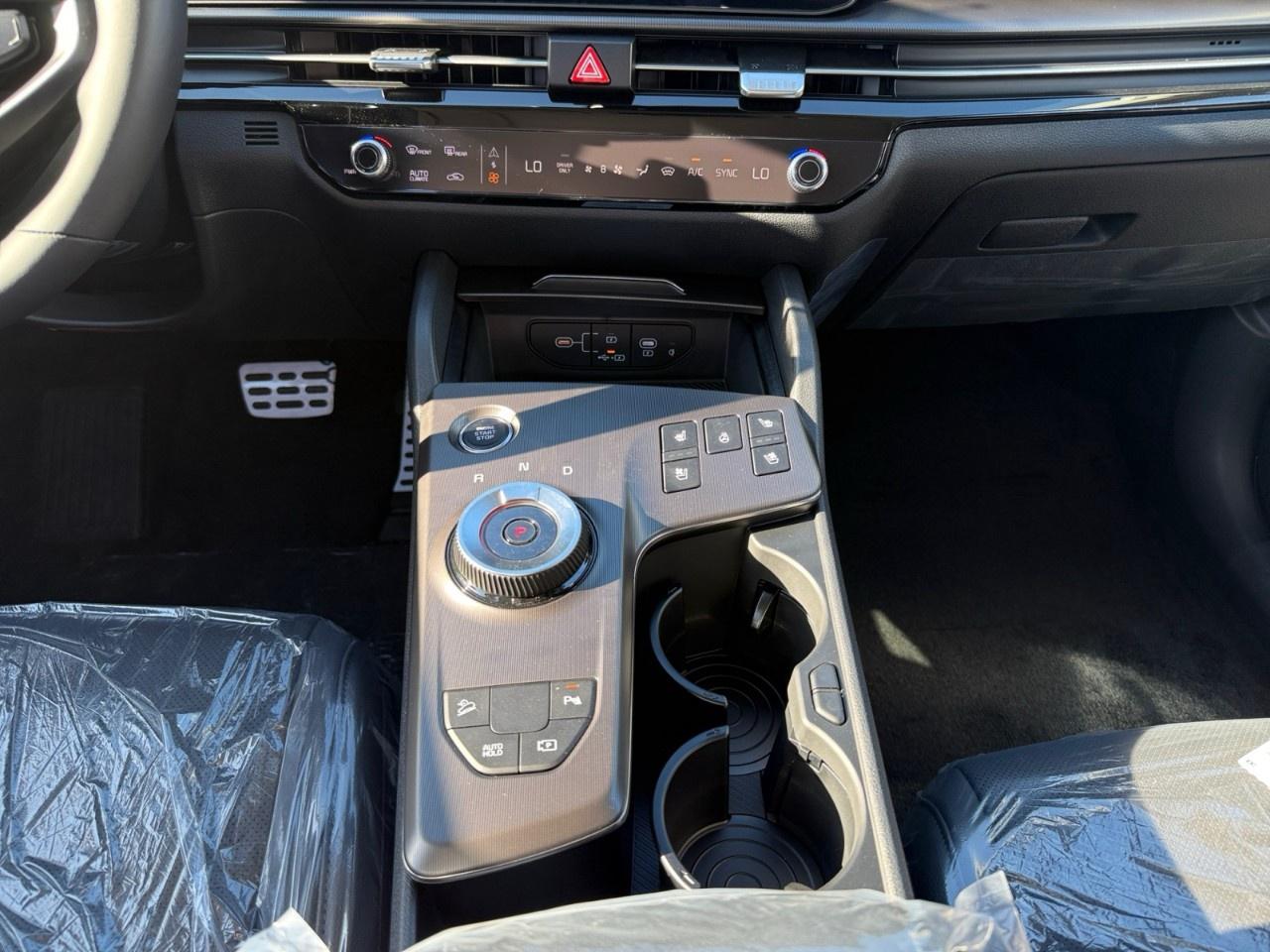 2027 Kia Sportage Hybrid SX AWD w/Black Interior Photo
