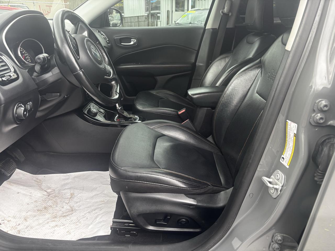 2019 Jeep Compass LIMITED, 4WD, Leather, Panoramic Sunroof, Alloys Photo