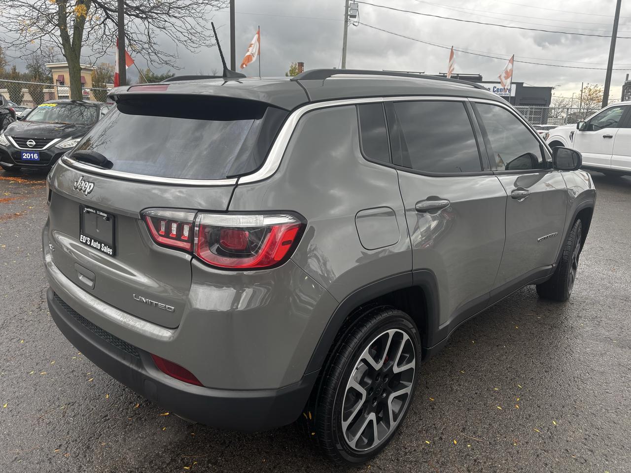 2019 Jeep Compass LIMITED, 4WD, Leather, Panoramic Sunroof, Alloys Photo