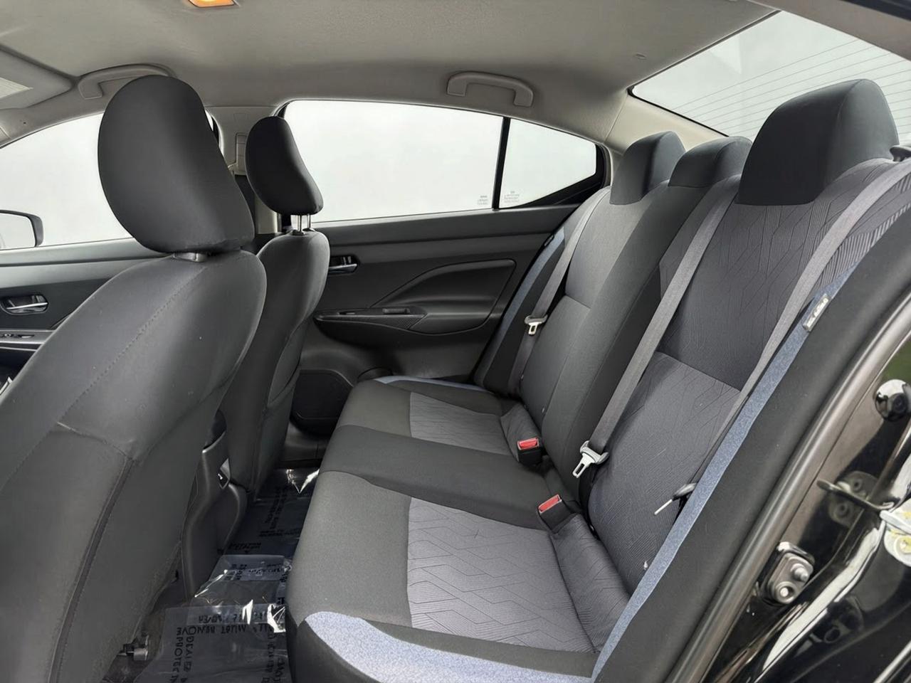 2024 Nissan Versa SV CVT Photo