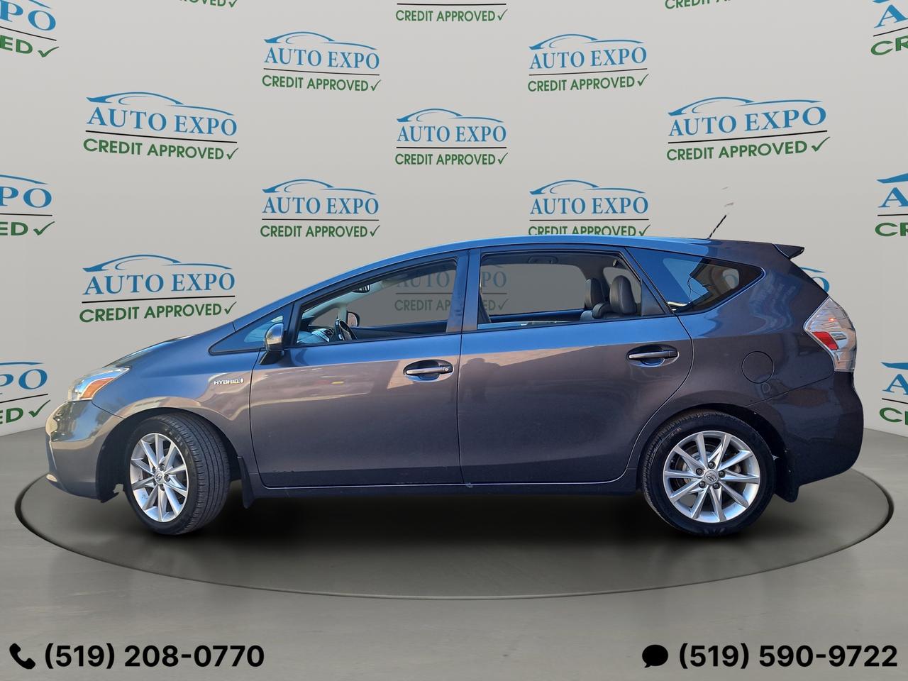 2014 Toyota Prius v Certified,No Accident,New Brakas,Leather,Sunroof Photo1