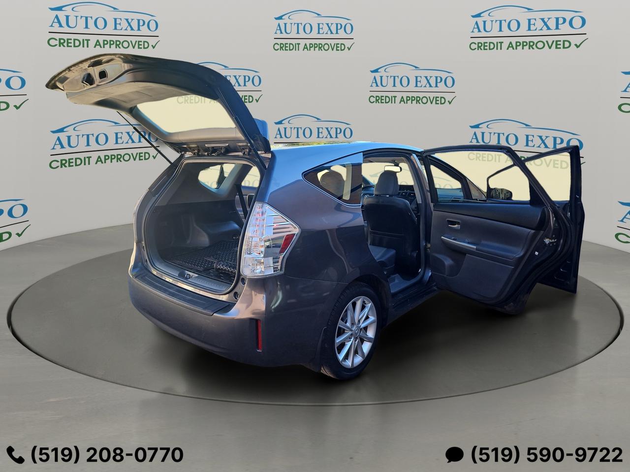 2014 Toyota Prius v Certified,No Accident,New Brakas,Leather,Sunroof Photo