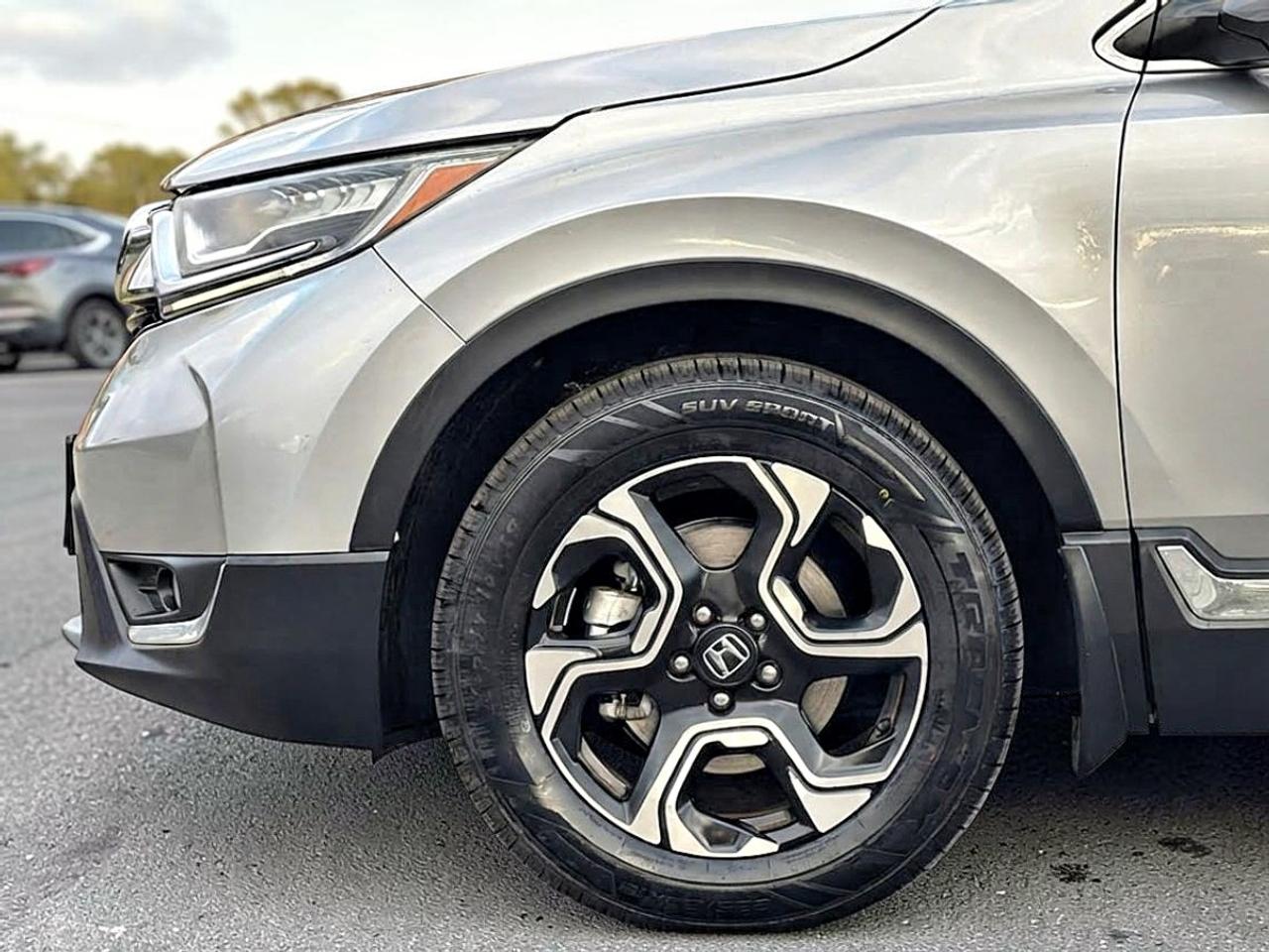 2018 Honda CR-V Touring AWD Photo