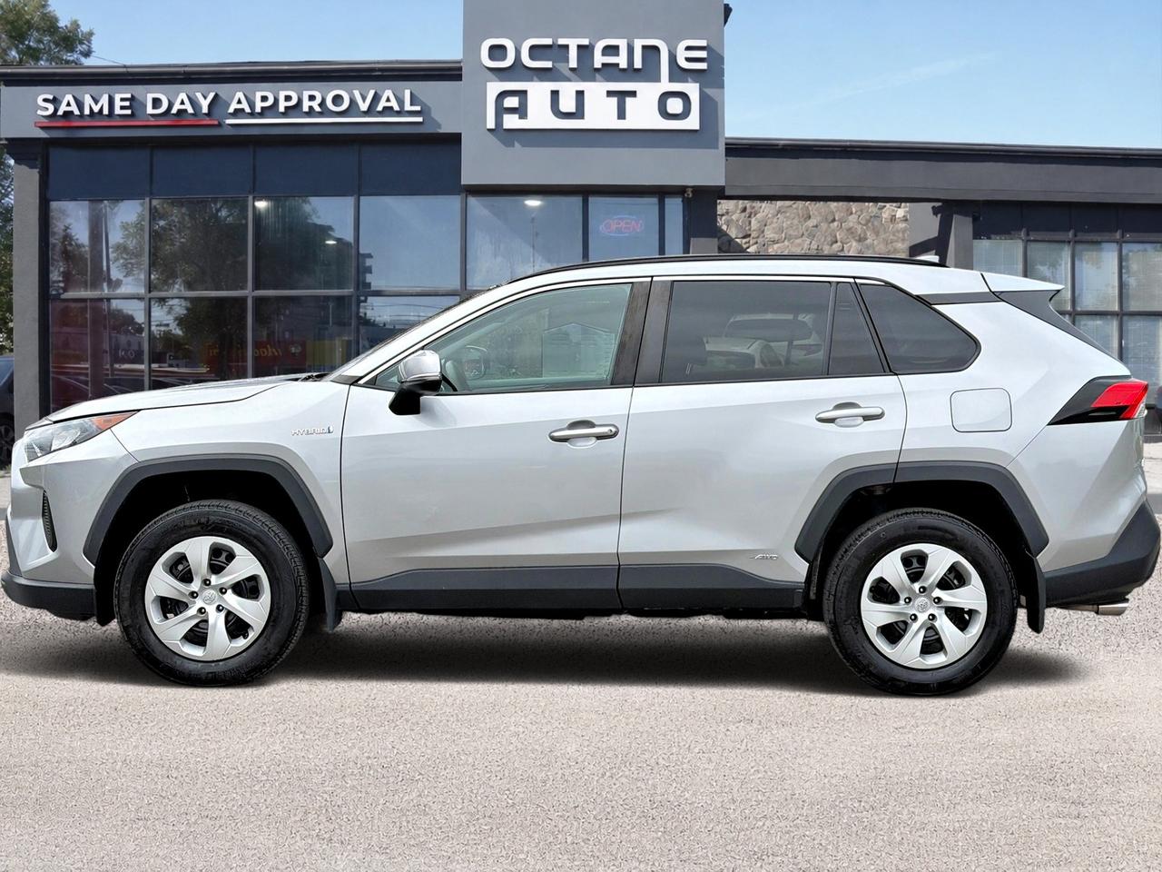 2021 Toyota RAV4 Hybrid LE AWD Photo