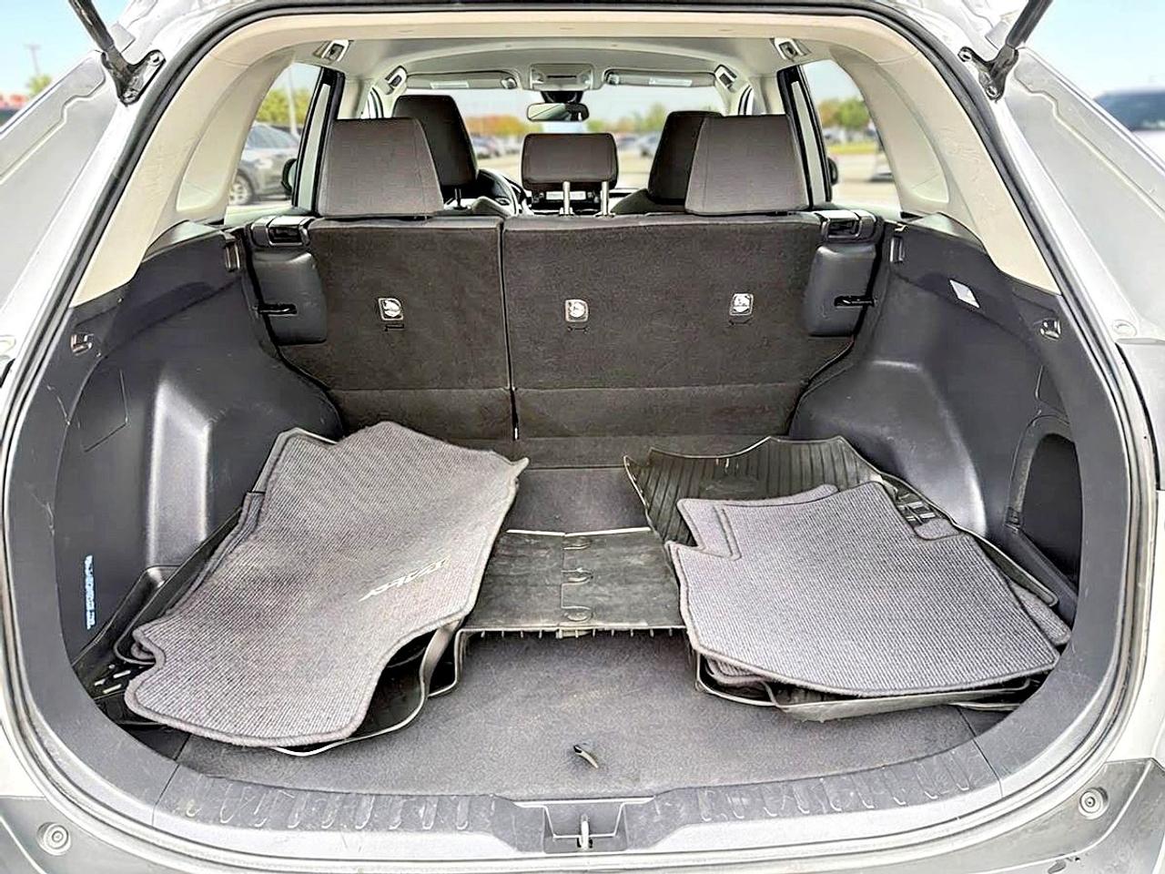 2021 Toyota RAV4 Hybrid LE AWD Photo