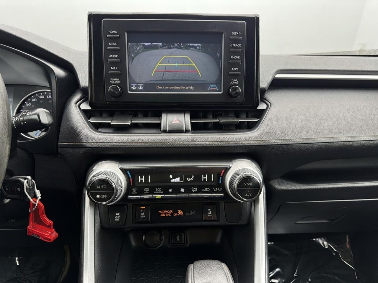 2021 Toyota RAV4 Hybrid LE AWD Photo