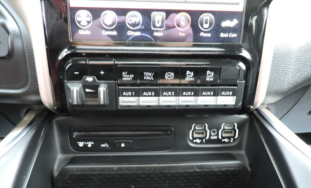 2019 RAM 2500 Laramie 6.7L 4X4 Leather Loaded New Brakes 101000K Photo