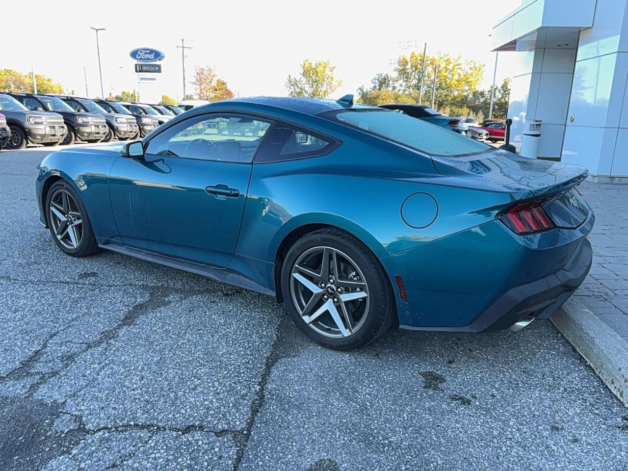 2026 Ford Mustang 10-SPEED! 19" UPGRADED RIMS! FASTBACK! COPILOT! Photo