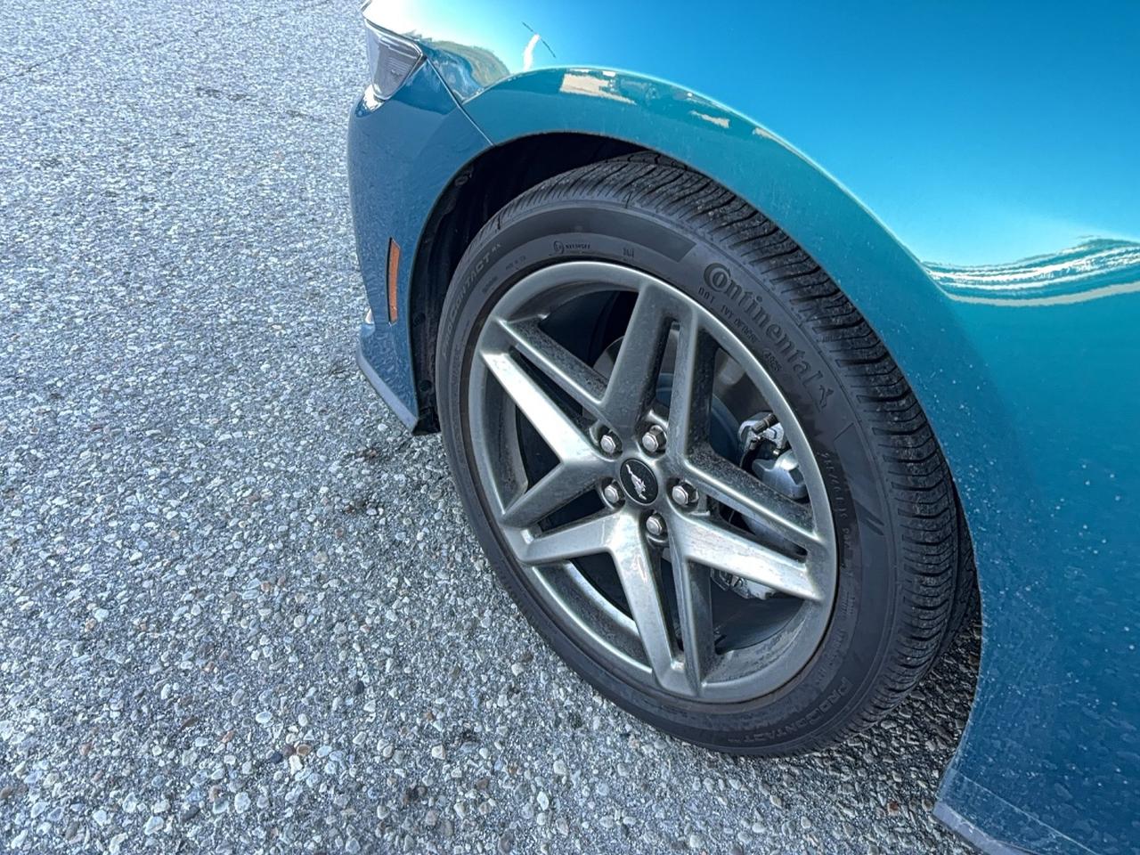 2026 Ford Mustang 10-SPEED! 19" UPGRADED RIMS! FASTBACK! COPILOT! Photo