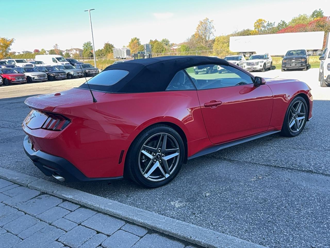 2026 Ford Mustang 315HP! CONVERTIBLE! 10-SPEED AUTO! 19" RIMS! Photo