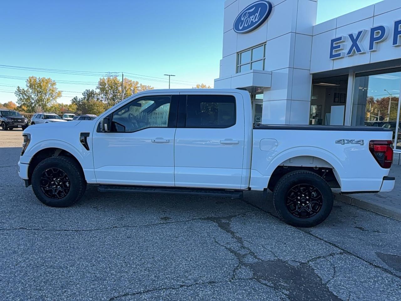 2026 Ford F-150 302A! BLACK PACK! 18" RIMS! BED UTILITY! HTD SEATS Photo
