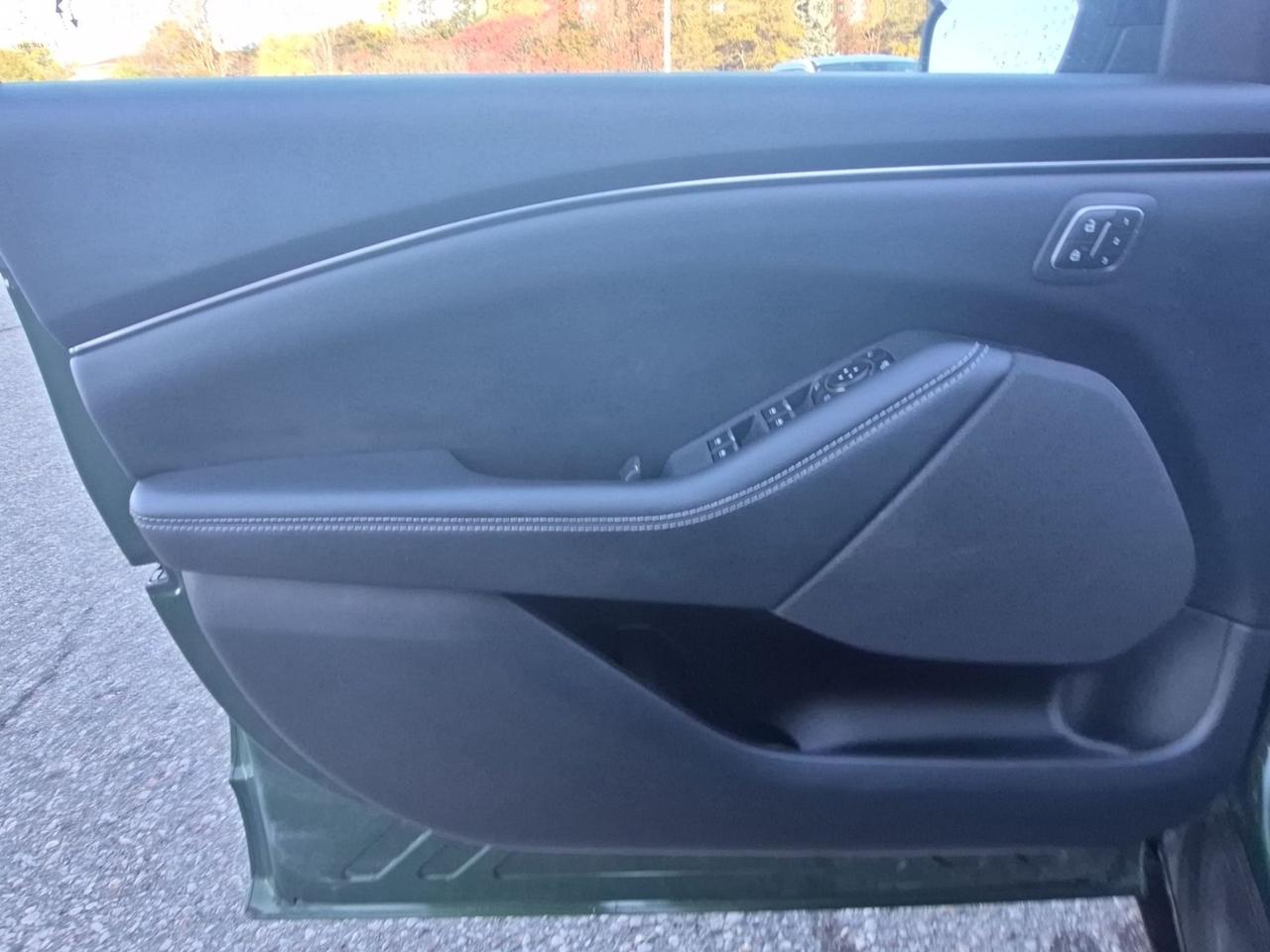 2024 Ford Mustang Mach-E COMFORT PACK! HEATED SEATS AND STEERING WHEEL! Photo