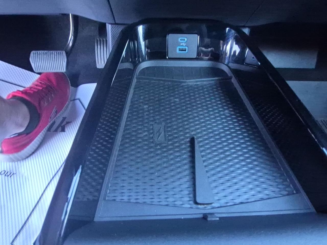 2024 Ford Mustang Mach-E COMFORT PACK! HEATED SEATS AND STEERING WHEEL! Photo
