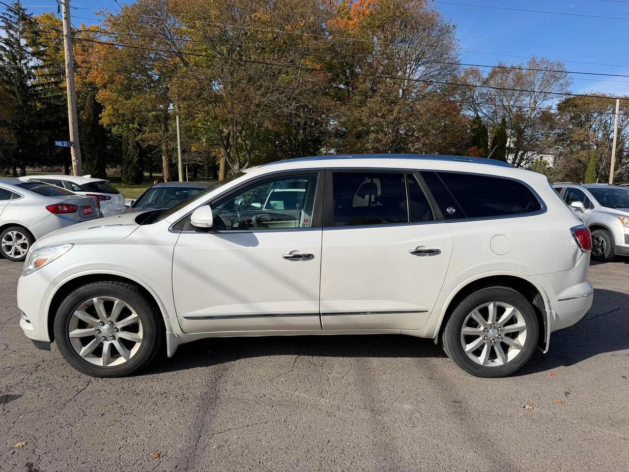 2017 Buick Enclave AWD 4dr Premium - Photo #9
