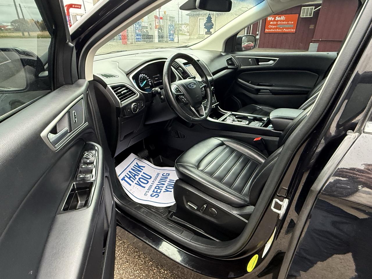 2019 Ford Edge SEL Photo
