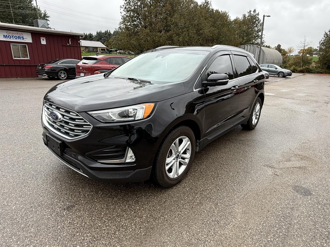 2019 Ford Edge SEL Photo