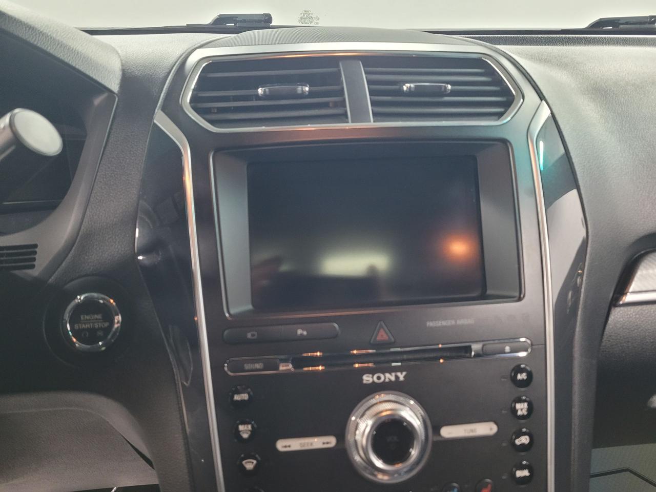 2016 Ford Explorer SPORT Photo18