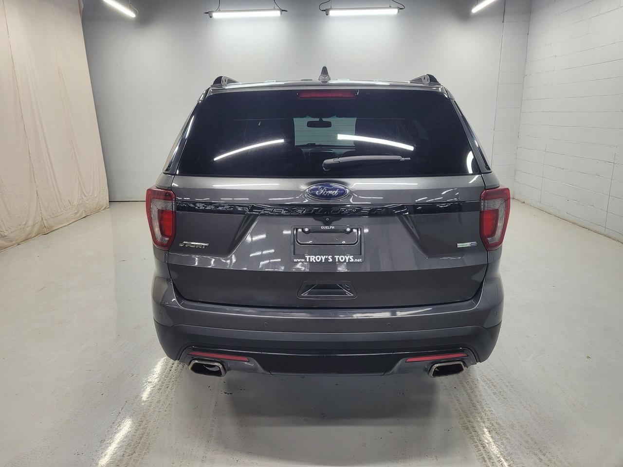 2016 Ford Explorer SPORT Photo25