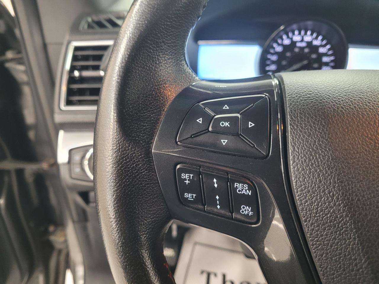 2016 Ford Explorer SPORT Photo36