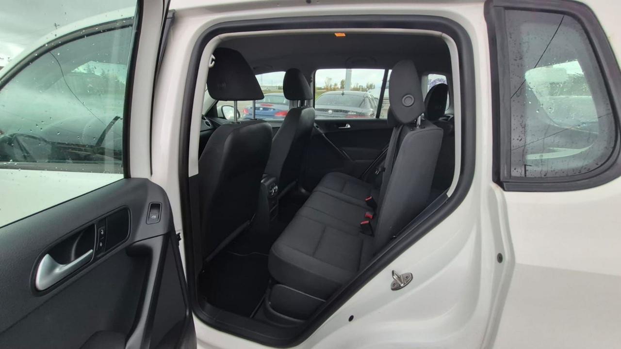 2013 Volkswagen Tiguan TRENDLINE, 4 CYLINDER, SUV, CERTIFIED Photo