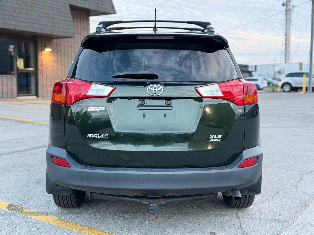 2013 Toyota RAV4 AWD 4dr XLE Photo