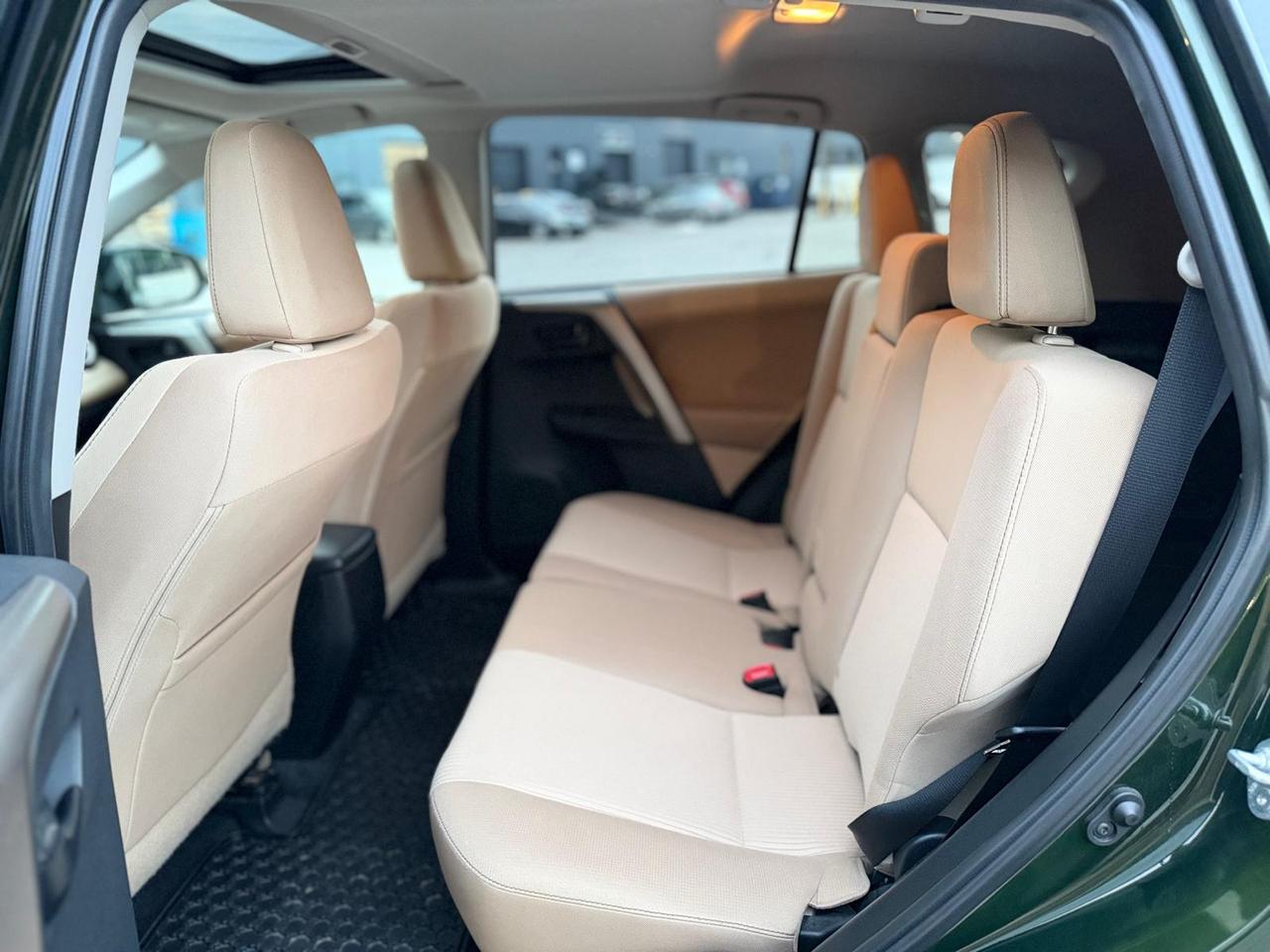 2013 Toyota RAV4 AWD 4dr XLE Photo