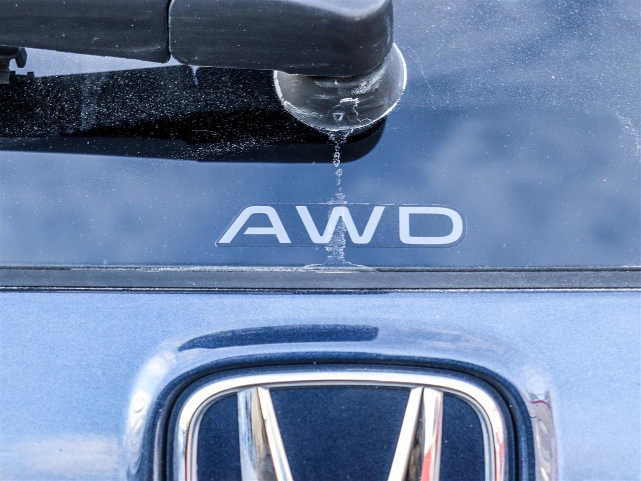 2023 Honda CR-V Hybrid Touring AWD Photo