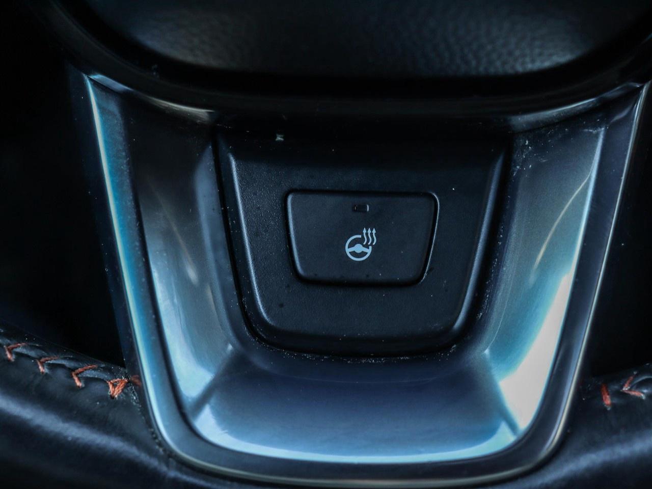 2023 Honda CR-V Hybrid Touring AWD Photo