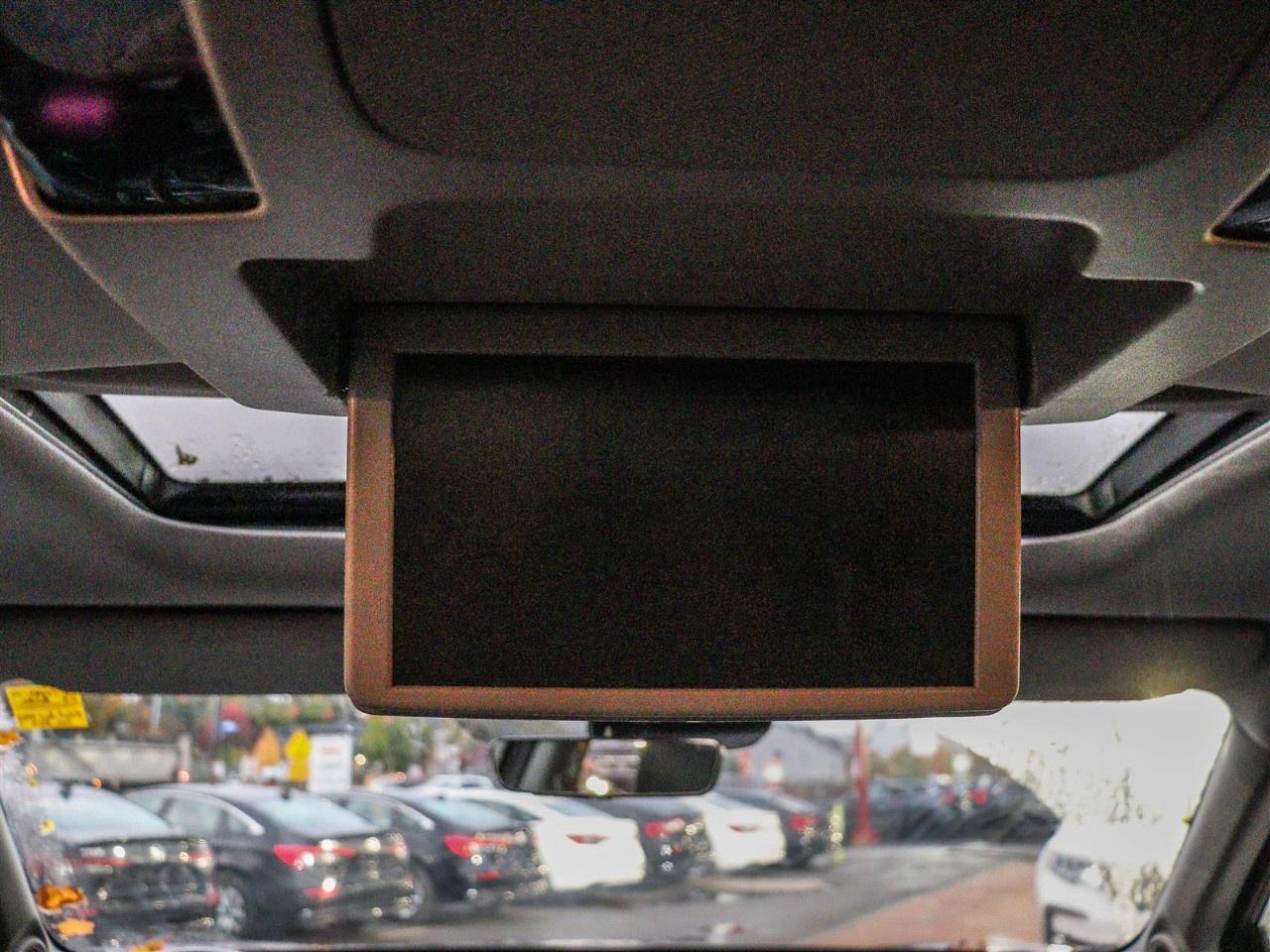 2022 Honda Pilot Touring 7-Passenger AWD Photo