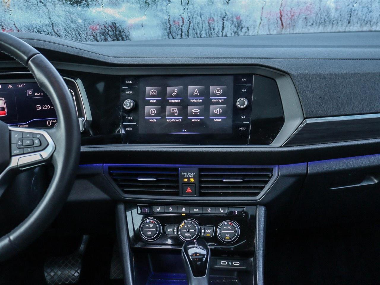 2024 Volkswagen Jetta Highline auto Photo