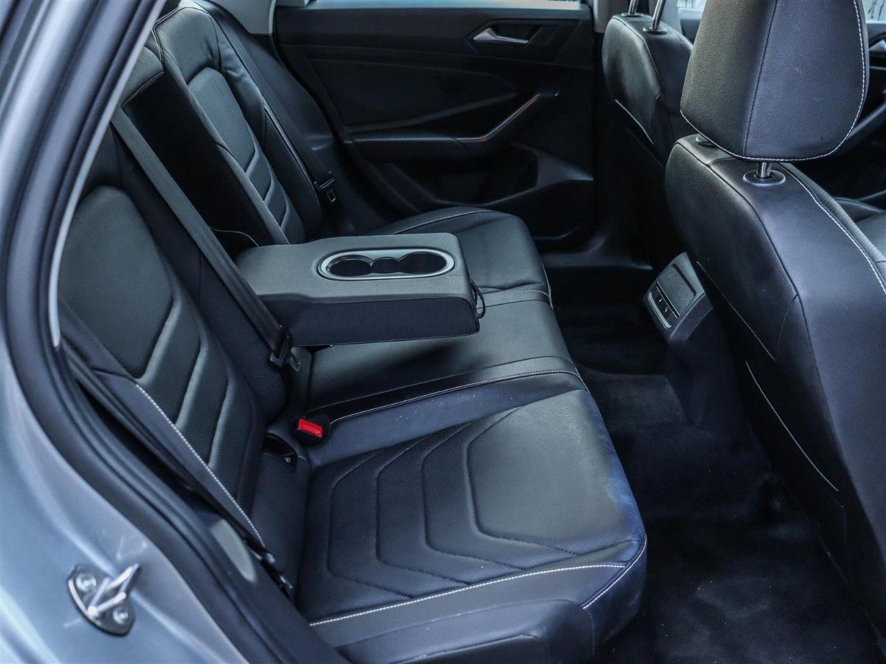 2024 Volkswagen Jetta Highline auto Photo