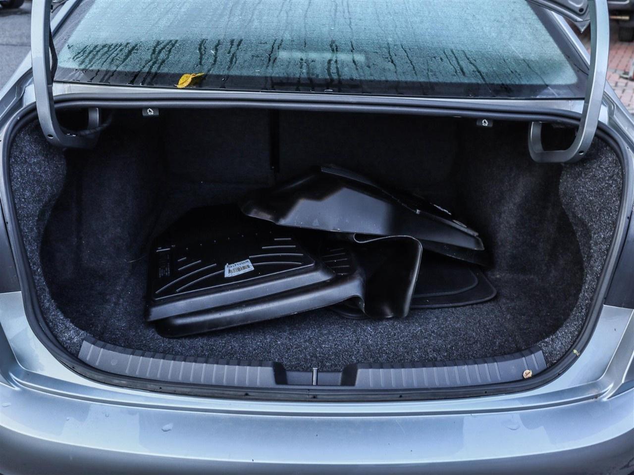 2024 Volkswagen Jetta Highline auto Photo