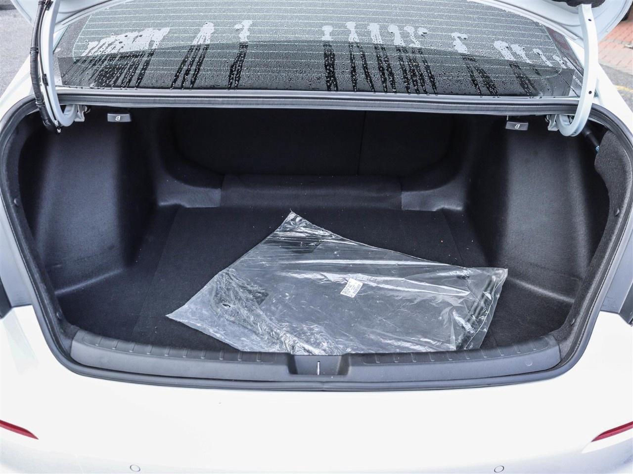 2023 Honda Civic SI SEDAN MANUAL Photo