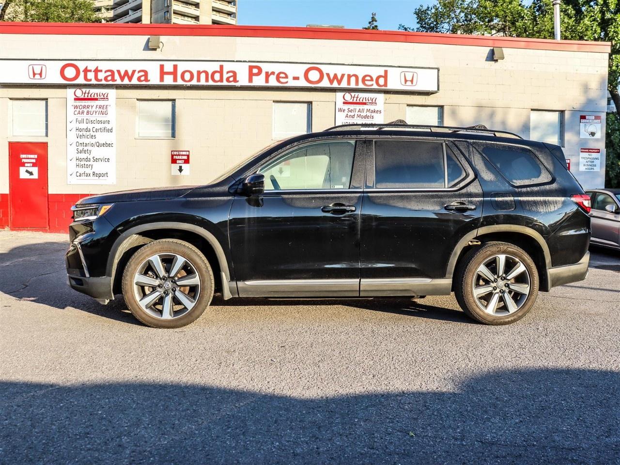 2023 Honda Pilot Touring AWD Photo