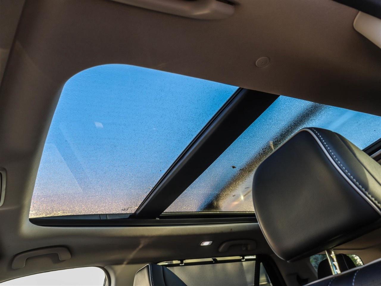 2023 Honda Pilot Touring AWD Photo
