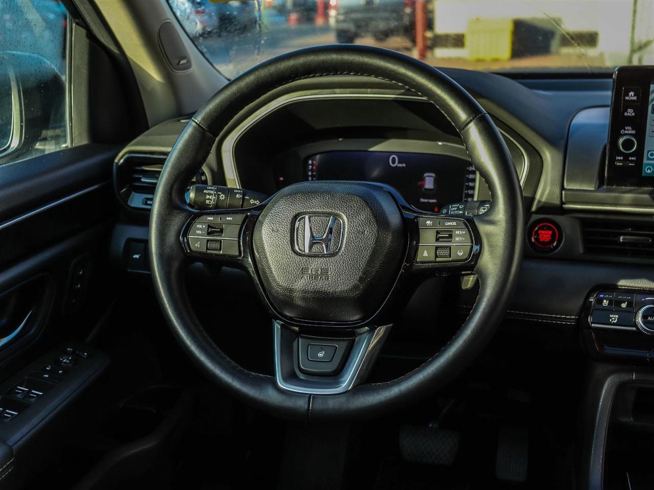 2023 Honda Pilot Touring AWD Photo