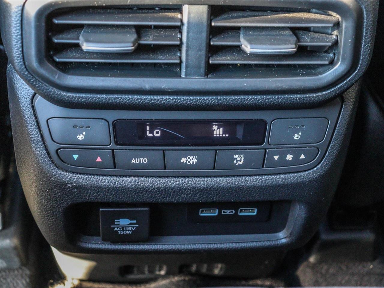2023 Honda Pilot Touring AWD Photo