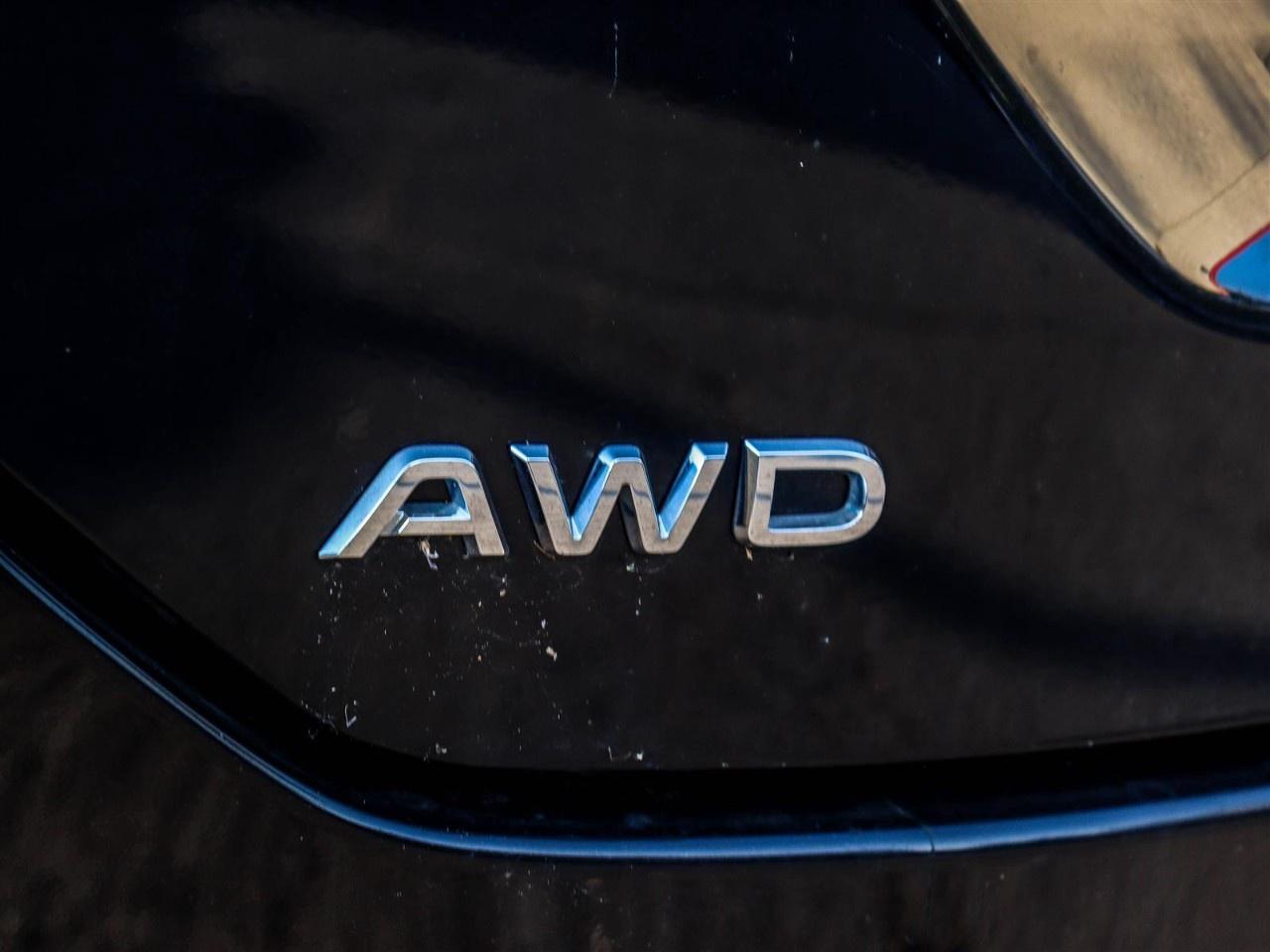 2023 Honda Pilot Touring AWD Photo