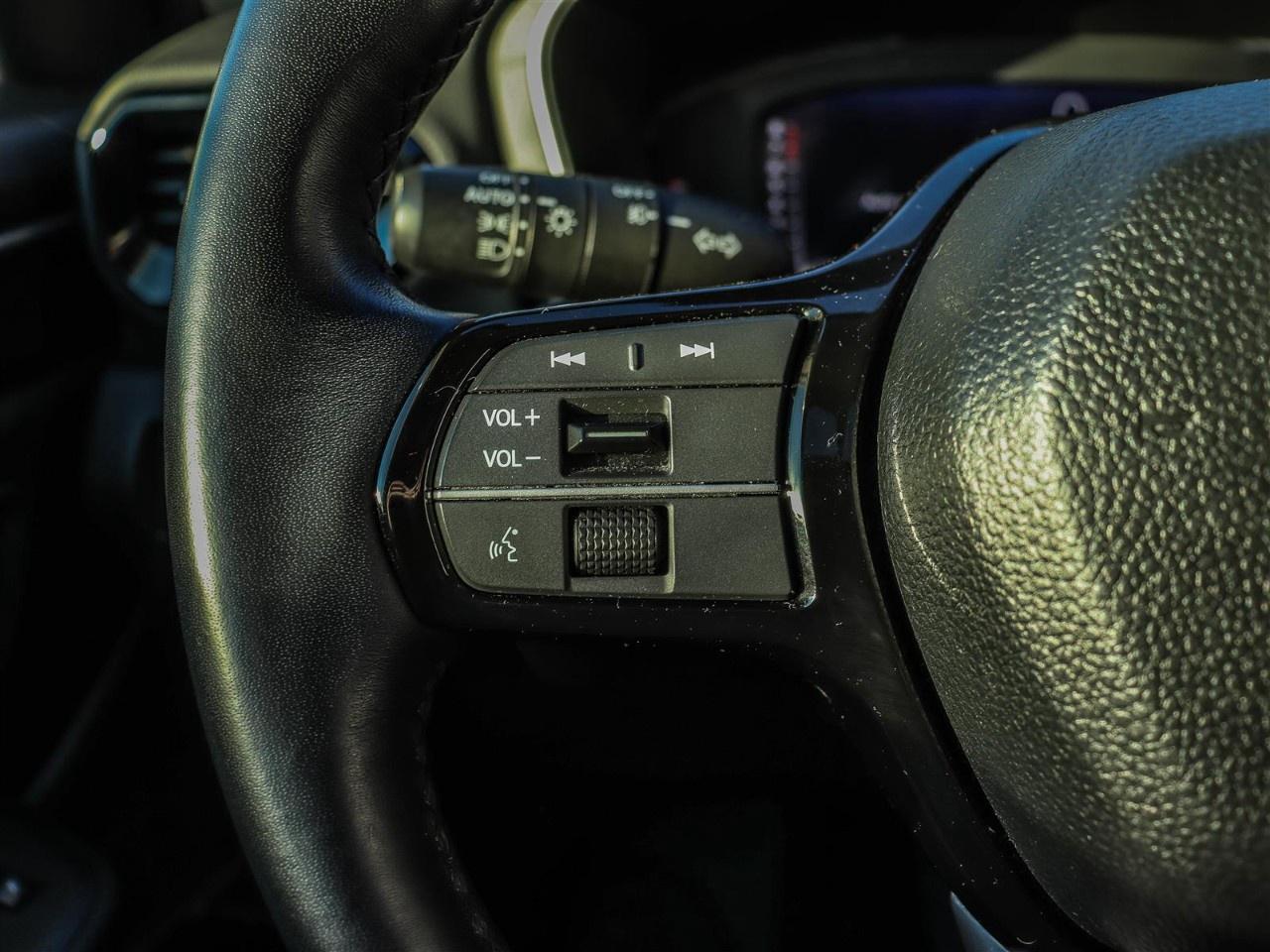 2023 Honda Pilot Touring AWD Photo