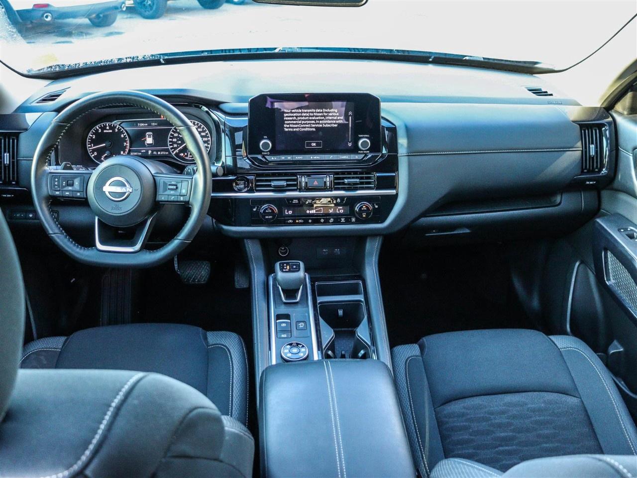 2025 Nissan Pathfinder  Photo