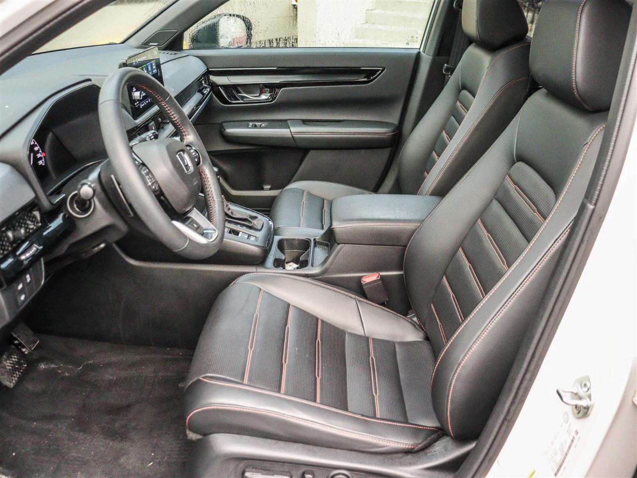 2023 Honda CR-V Hybrid Touring AWD Photo