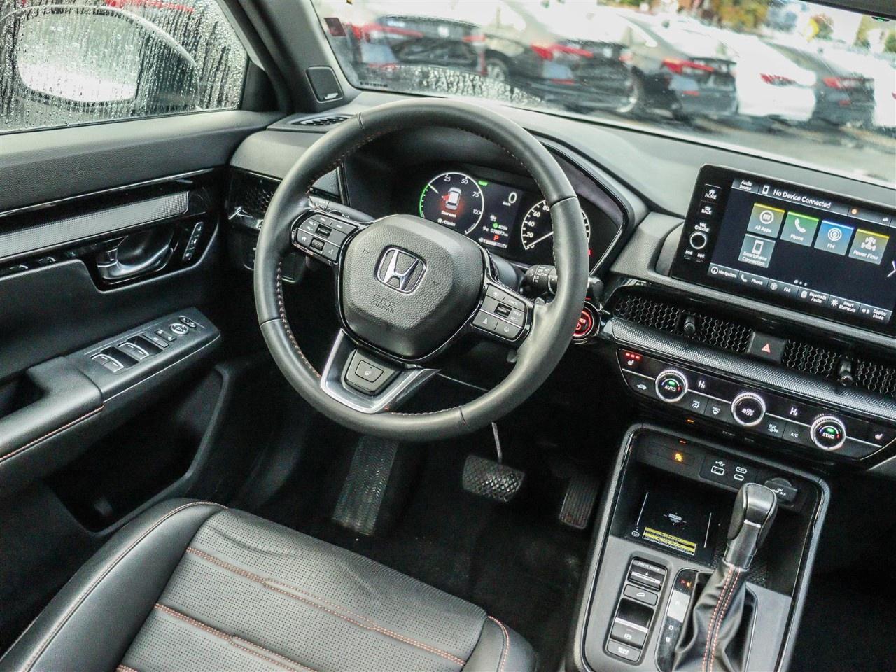 2023 Honda CR-V Hybrid Touring AWD Photo