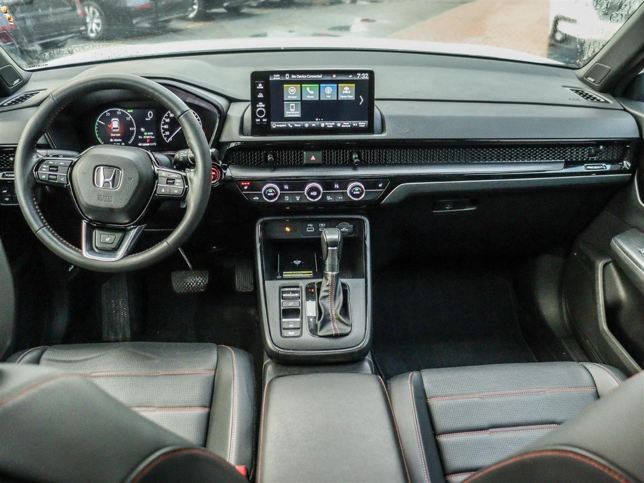 2023 Honda CR-V Hybrid Touring AWD Photo