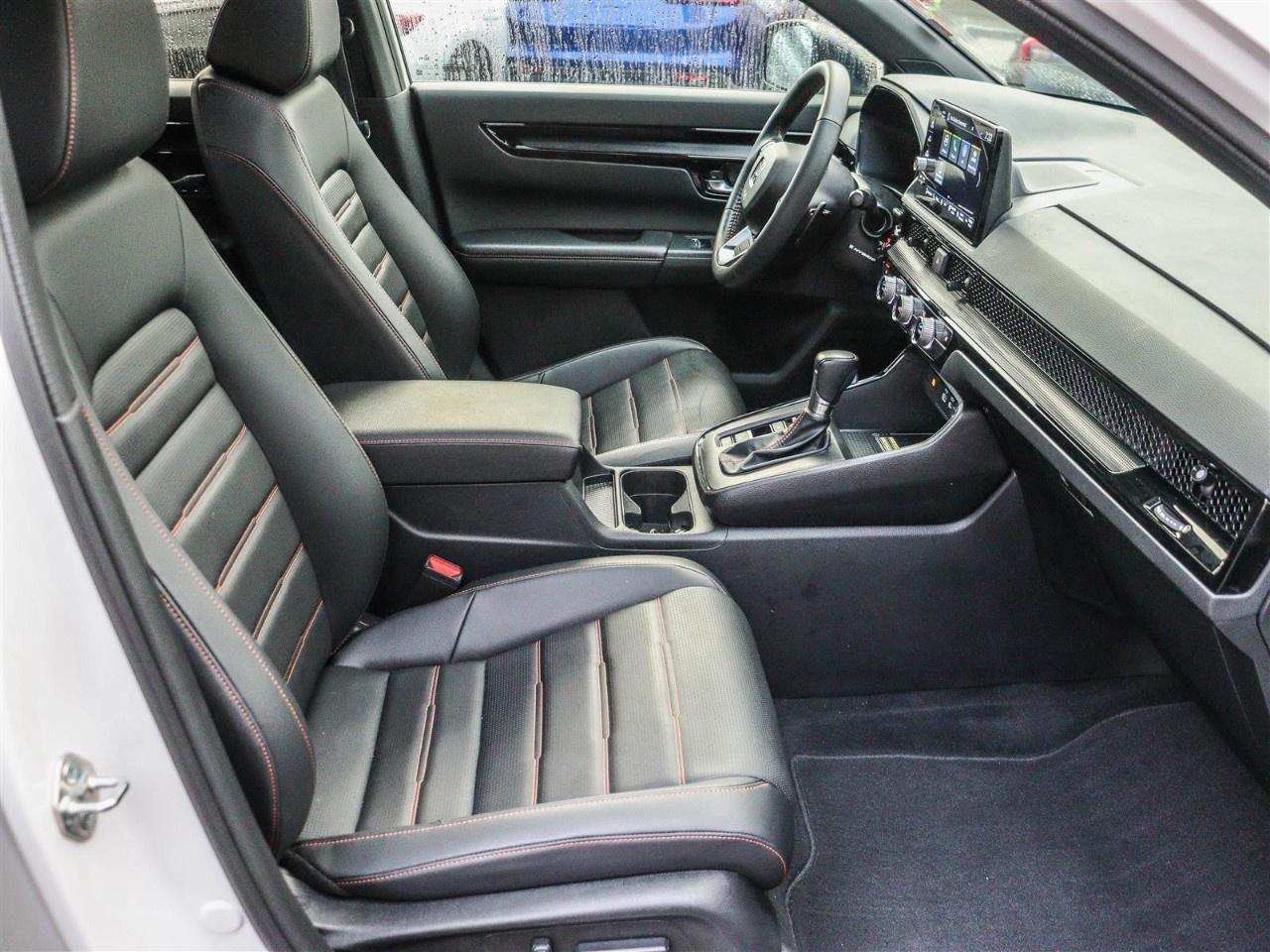 2023 Honda CR-V Hybrid Touring AWD Photo